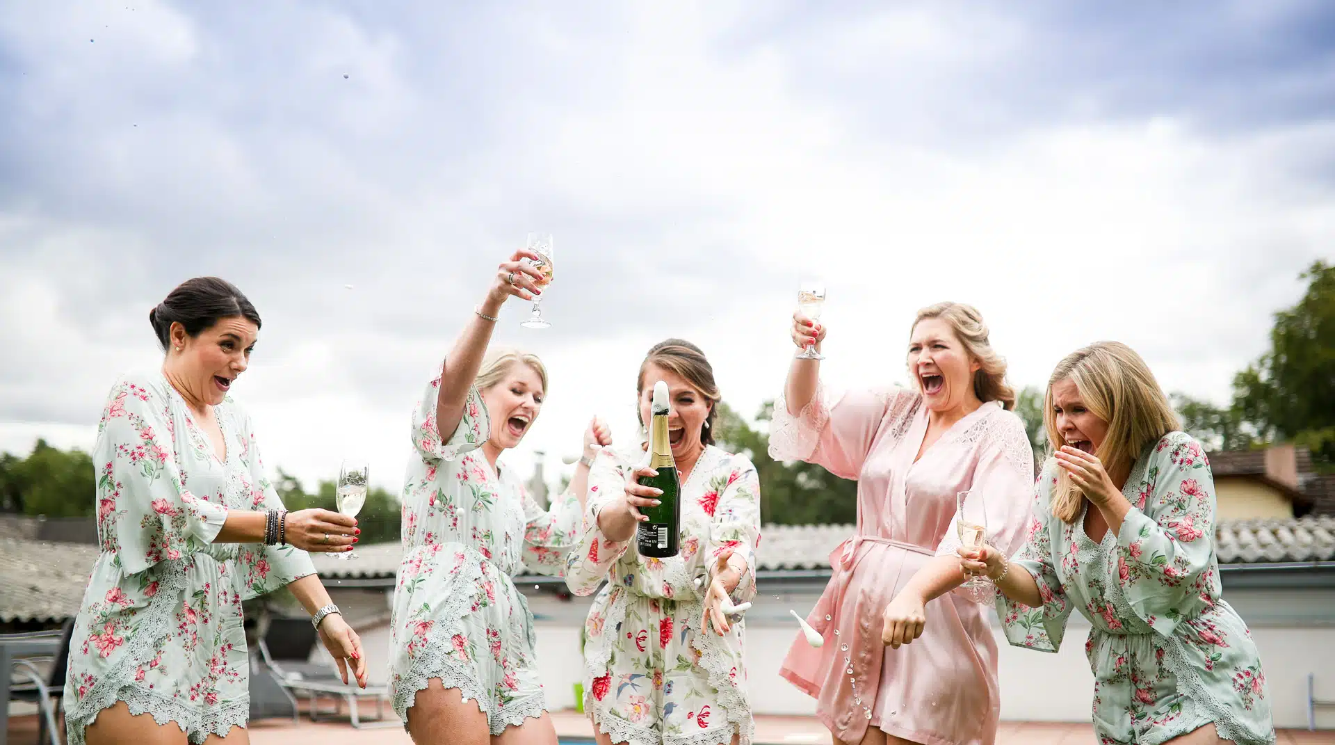 Dennis Jagusiak wedding, getting ready, hochzeit, bridesmaids, Kassel, Frankfurt, wedding, hochzeitsreportage