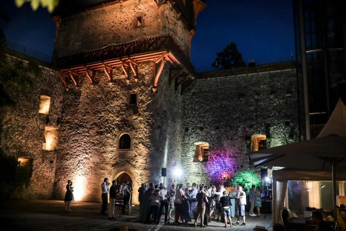 Eine Hochzeit auf Schloss Romrod (Rockhochzeit)