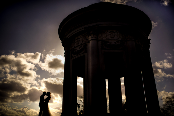 Brautpaar in Kassel in einer Silhouette