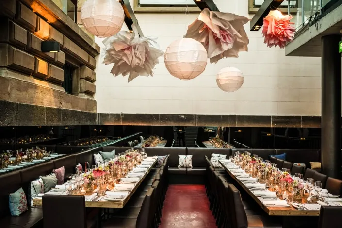 hochzeit-frankfurt-roemer-hochzeitsfotograf-00272