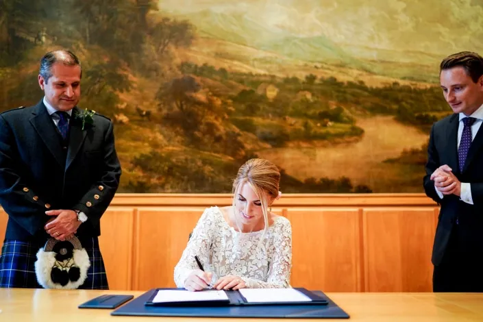 hochzeit-frankfurt-roemer-hochzeitsfotograf-06972