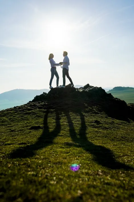 Hochzeitsfotograf Kassel Engagement auf dem Berg Kassel
