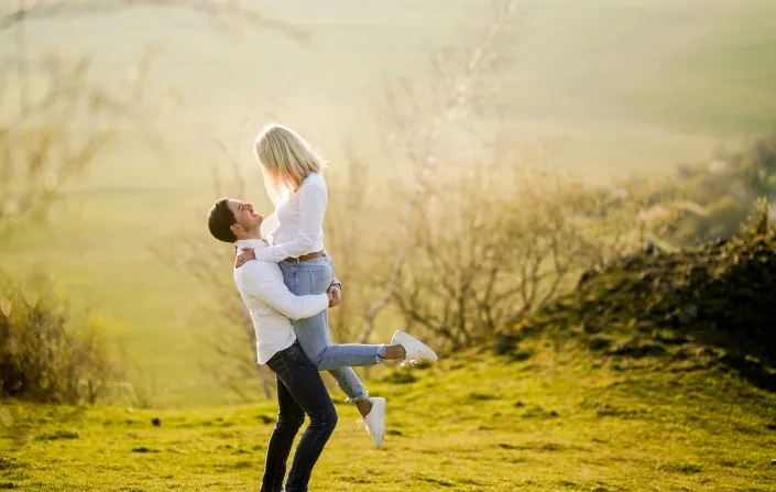 Hochzeitsfotograf Kassel Ein Pärchen freut sich in Kassel