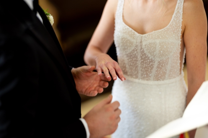 Hochzeit-Schlossromrod-sarah-stephan20 Ringwechsel Schloss Romrod