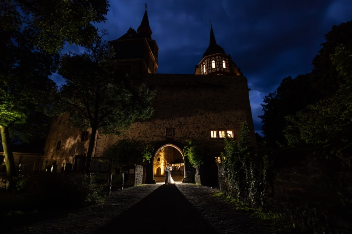 Hochzeit-Schlossromrod-sarah-stephan38 Schloss Romrod Fotoshooting bei Nacht